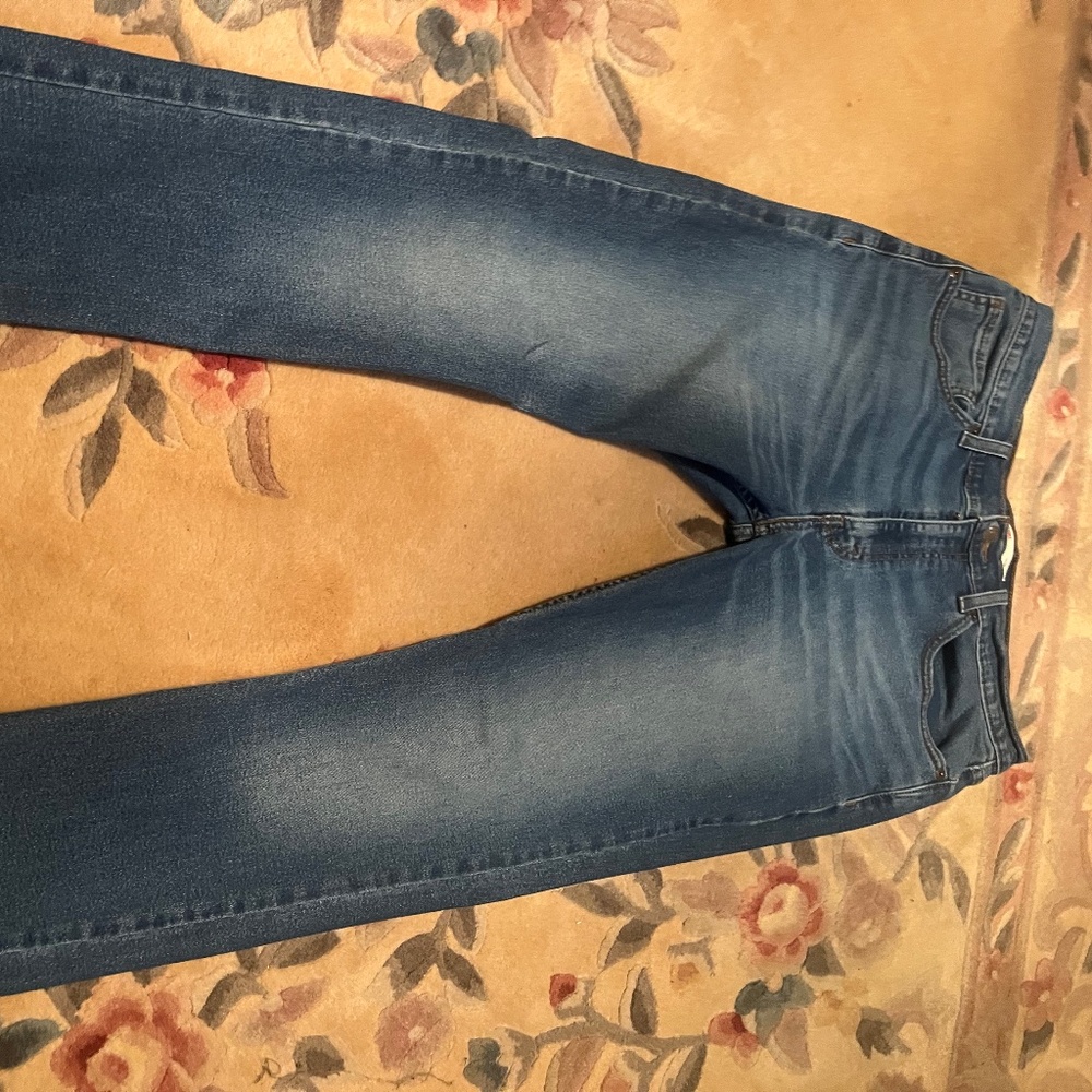 Levi’s signature slim 34x32